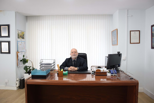 Notaría Ceyanes - Angel María Martínez Ceyanes