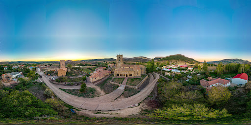 Iglesia de San Julián y Santa Basilisa